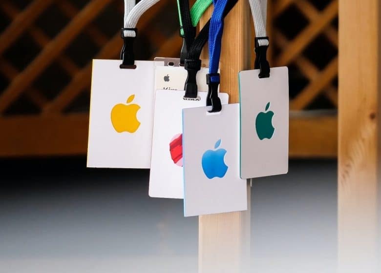 Apple logo badges
