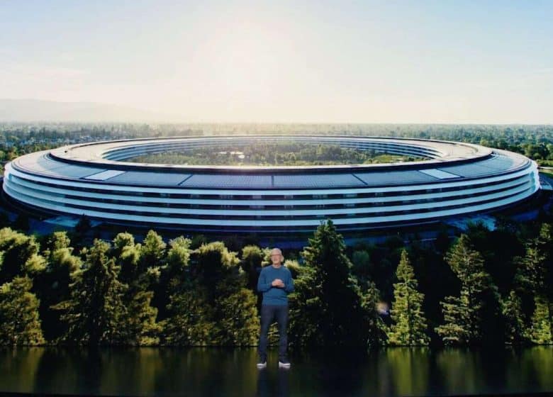 apple park tim cook 2021